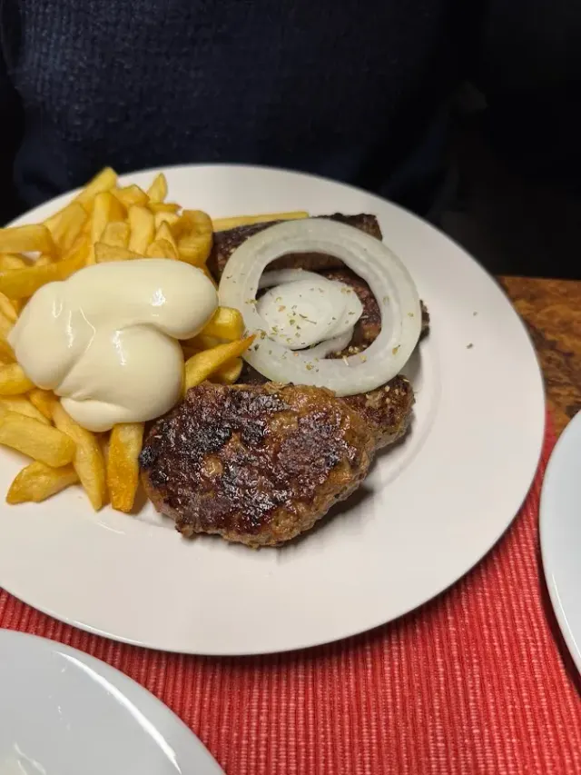 BookNoFees : Restaurant – Marias Grill – Schwelm – Le Grill de Maria, photo n° 3