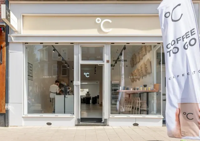 BookNoFees: Cafecito, Amsterdam