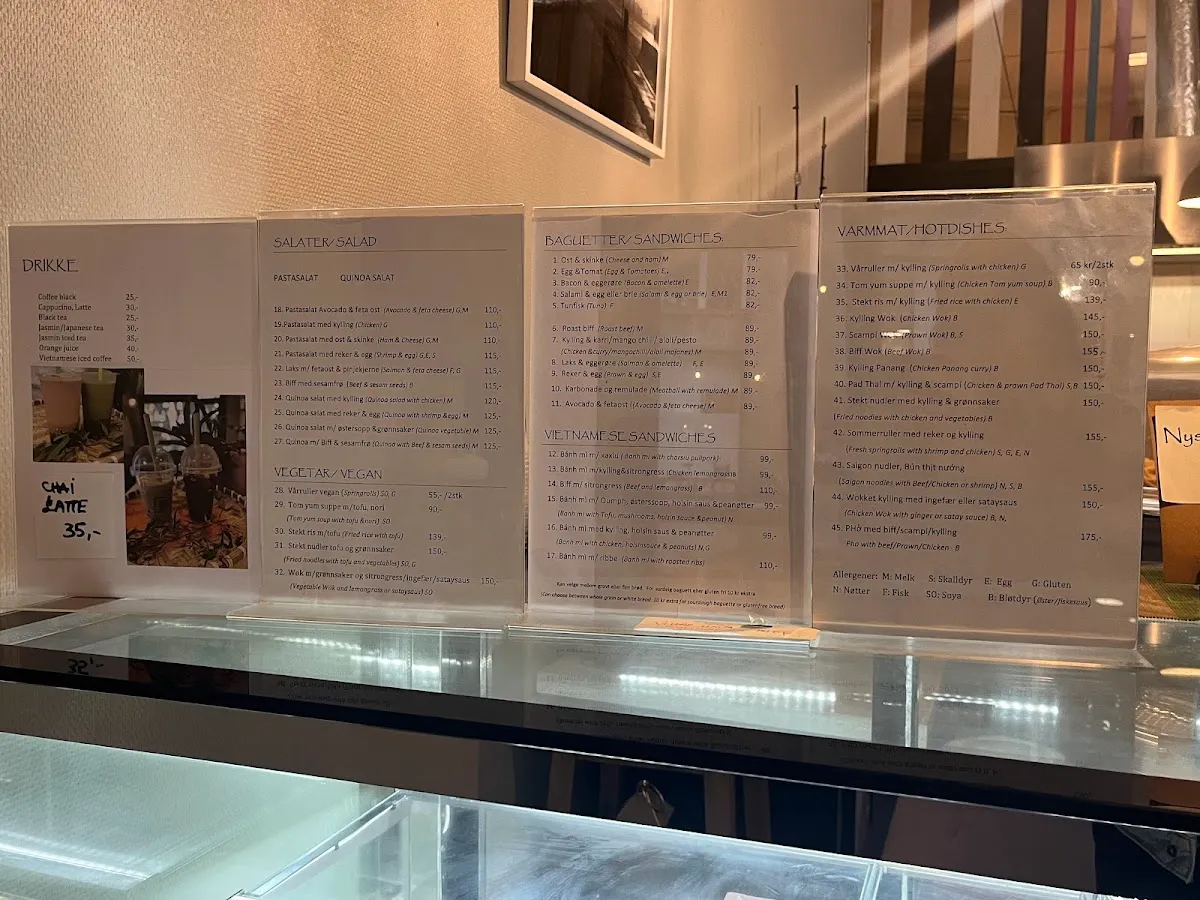 BookNoFees : Restaurant – Camên – Oslo – Windows, photo n° 1