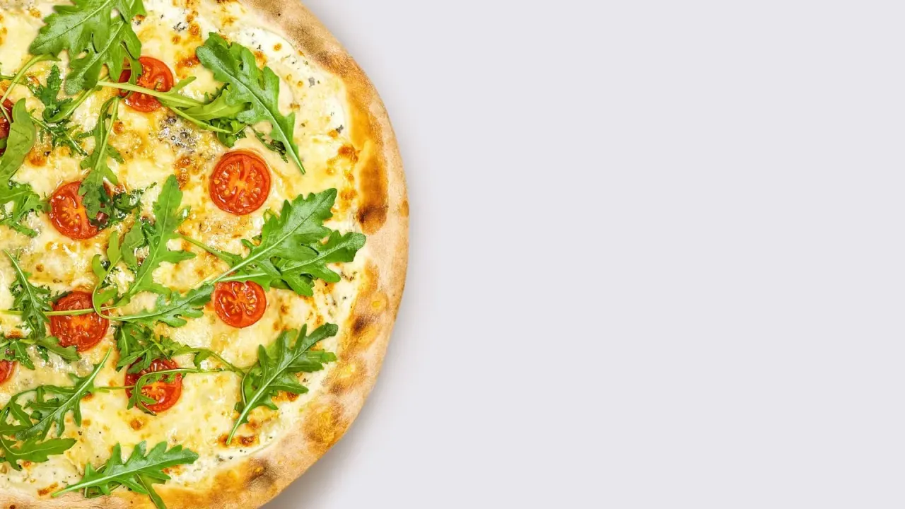 BookNoFees : Snack – Pizza Letná – Prague – Pizza Letná, photo n° 1