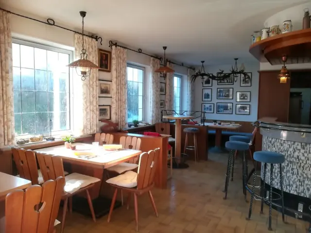 BookNoFees : Restaurant – Eickhoff's Landgasthof – Lennestadt – L'auberge de campagne d'Eickhoff, photo n° 3