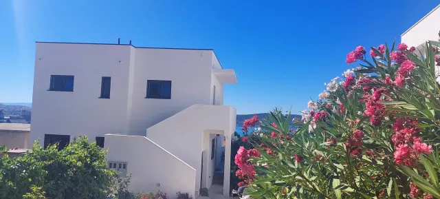 BookNoFees: Hébergement familial au calme avec vue sur la mer – Kaštel Sućurac, Split