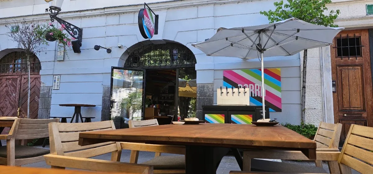 BookNoFees : Restaurant – Barra – Ljubljana – À l'extérieur, photo n° 1