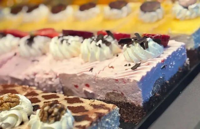 BookNoFees : Boulangerie – Bäckerei & Café Franzes – Meschede – Boulangerie-café Franzes, photo n° 3