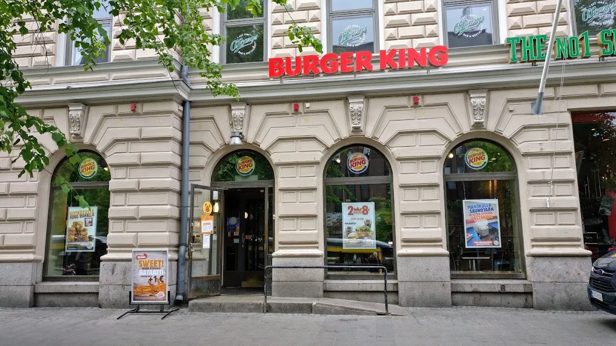 BookNoFees : Snack – Burger King – Helsinki – Burger King, photo n° 1