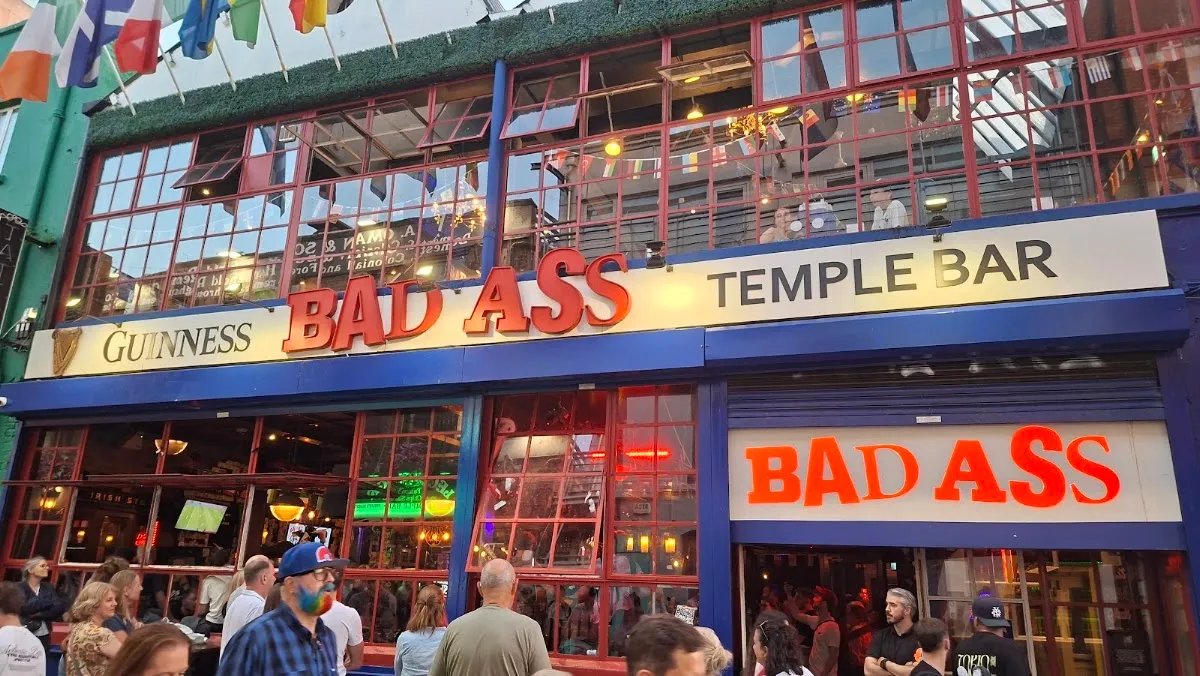 BookNoFees : Restaurant – Bad Ass Cafe – Dublin – Bad Ass Café, photo n° 1