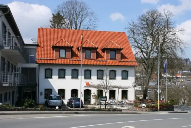 BookNoFees : Restaurant – Hotel-Restaurant Wilhelmshöhe – Neuenrade – Hôtel-restaurant Wilhelmshöhe, photo n° 2
