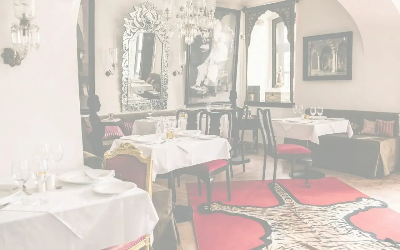 BookNoFees : Restaurant – K The Two Brothers Restaurant – Prague – K Le restaurant « Les Deux Frères », photo n° 1