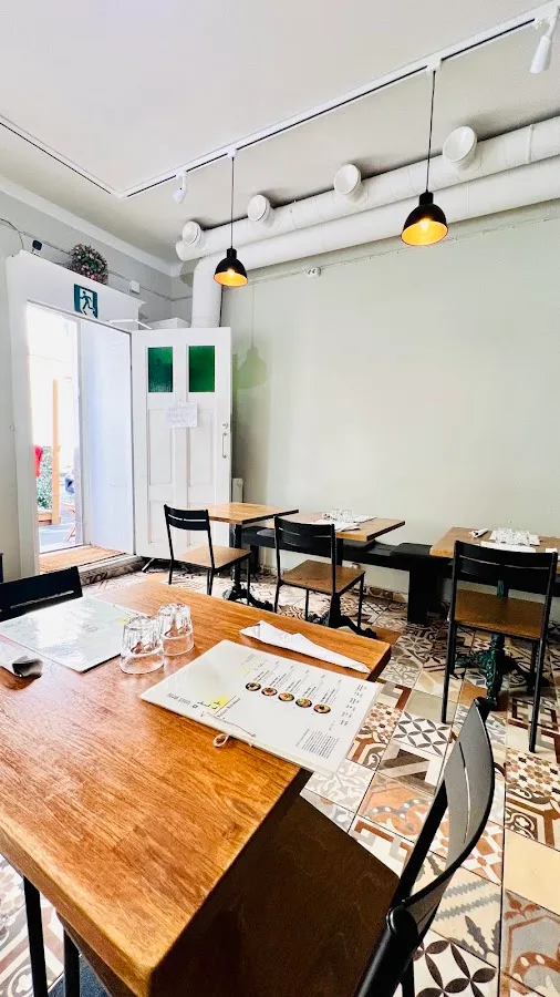 BookNoFees : Restaurant – Manna – Helsinki – Homme, photo n° 1