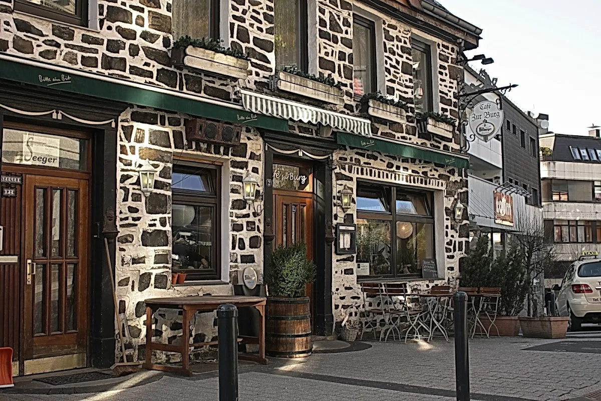 BookNoFees : Restaurant – Café zur Burg – Altena – Café « Zur Burg », photo n° 1