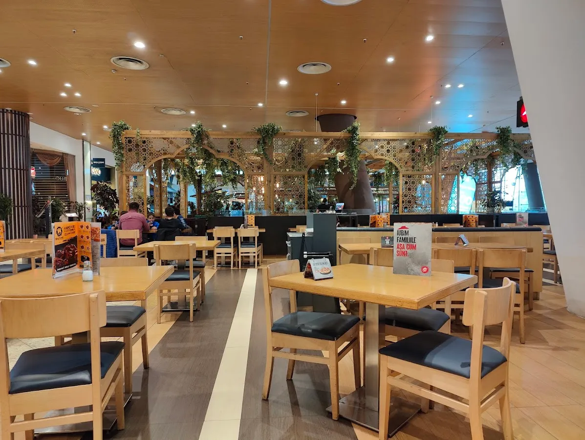 BookNoFees : Restaurant – Pizza Hut – Bucharest – Pizza Hut, photo n° 1