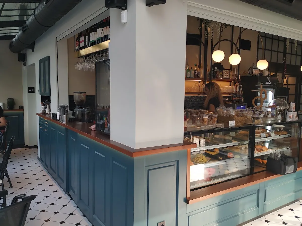 BookNoFees : Café – The lark – Athens – L'alouette, photo n° 1