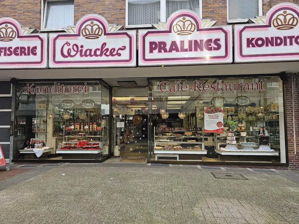 BookNoFees : Restaurant – Konditorei Café Wiacker – Herne – Pâtisserie-café Wiacker, photo n° 1