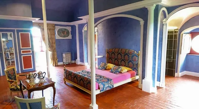 BookNoFees : location de vacances à Mouret – Chambre dans un logement de type château à Mouret
