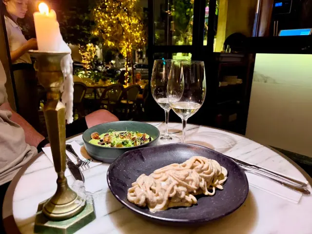 BookNoFees : Restaurant – Brunello – Athens – Brunello, photo n° 2