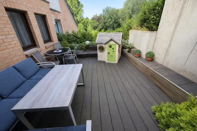 BookNoFees: Appartement de vacances au calme avec terrasse et vue sur le jardin – Rheinstetten