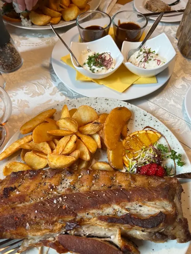 BookNoFees : Restaurant – Zur schönen Aussicht – Fröndenberg – Vers la belle vue, photo n° 2