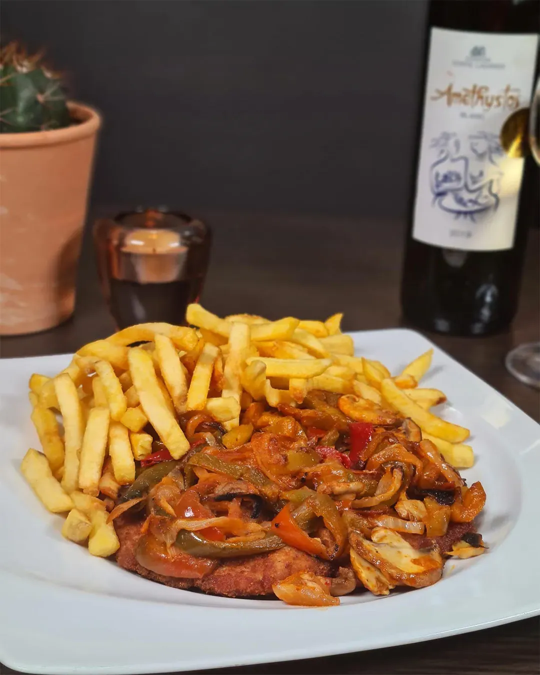 BookNoFees : Restaurant – Bei George – Sundern – Chez George, photo n° 1