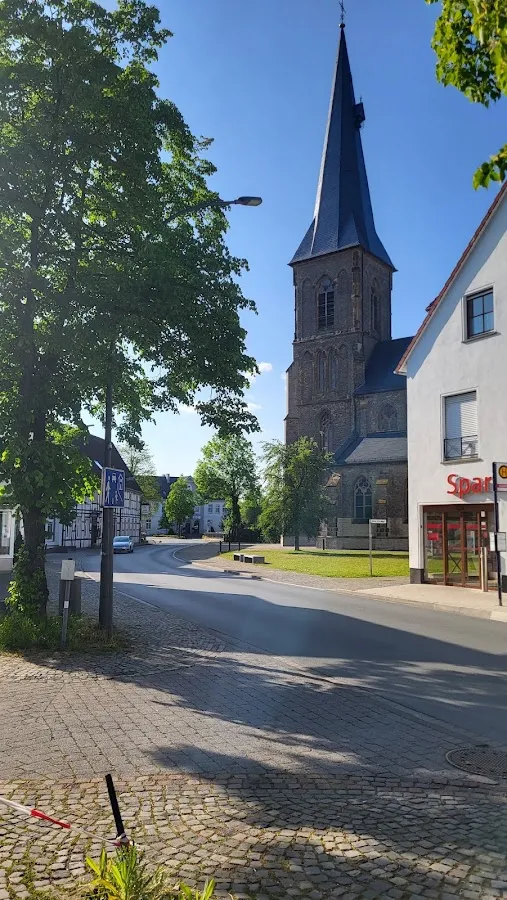 BookNoFees: Hotel-Restaurant Lipporger Hof, Lippetal