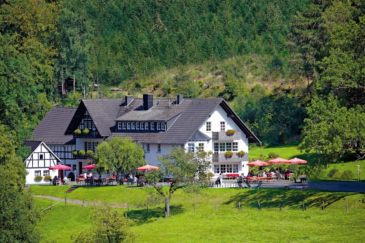 BookNoFees : Restaurant – Landgasthof | Café Gut Ahe – Kirchhundem – Auberge de campagne | Café Gut Ahe, photo n° 1
