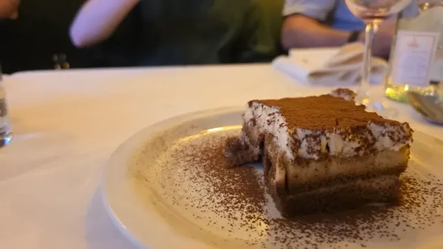 BookNoFees : Restaurant – De Amicis – London – À propos des amis, photo n° 2