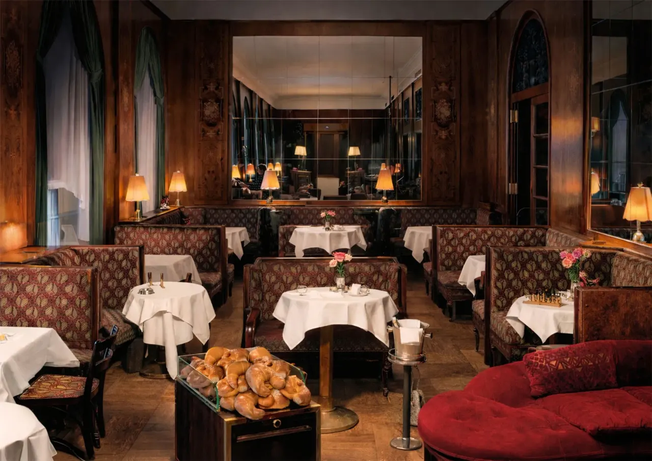 BookNoFees : Café – Café Landtmann – Vienna – Café Landtmann, photo n° 1