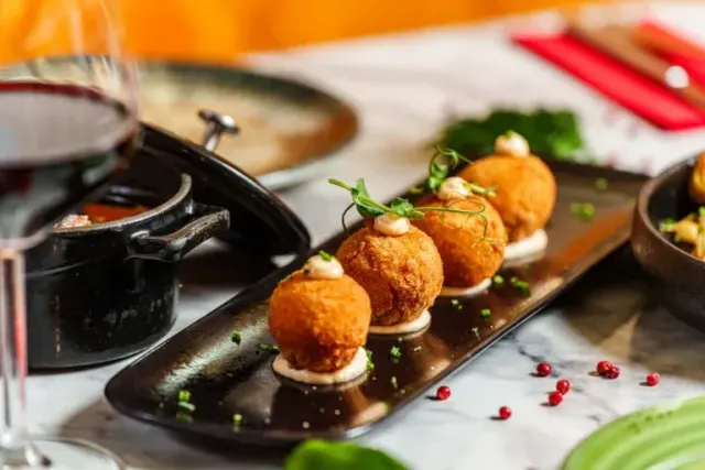 BookNoFees : Restaurant – Felisa Tapas Bar – Budapest – Bar à tapas Felisa, photo n° 2