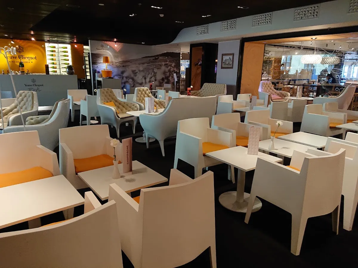 BookNoFees : Café – Fazer Café 8th Floor – Helsinki – Préparer du café au 8e étage, photo n° 1