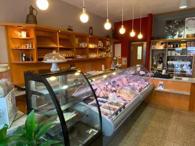 BookNoFees : Restaurant – Elena ital. Spezialitäten – Meinerzhagen – Spécialités italiennes d'Elena, photo n° 2