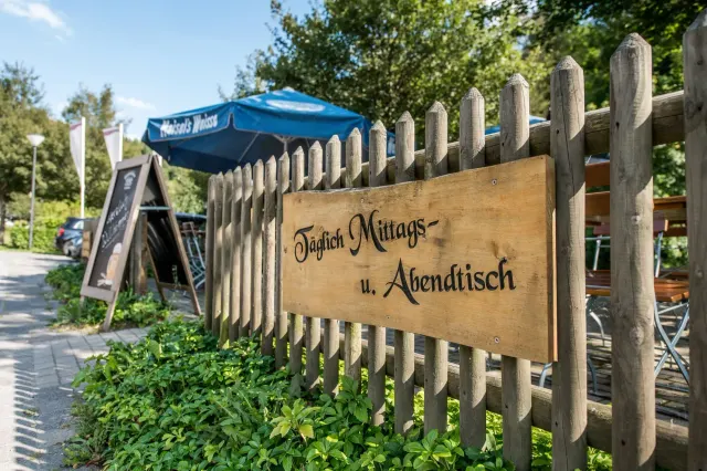 BookNoFees : Restaurant – Landgasthof Hanses-Bräutigam – Schmallenberg – Auberge de campagne Hanses-Bräutigam, photo n° 3