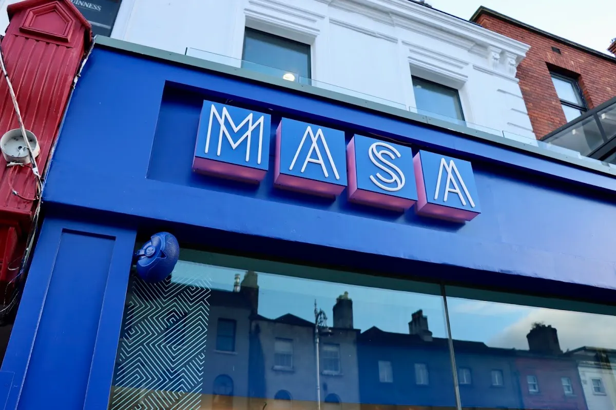 BookNoFees : Restaurant – Masa Camden St – Dublin – Table de Camden Street, photo n° 1