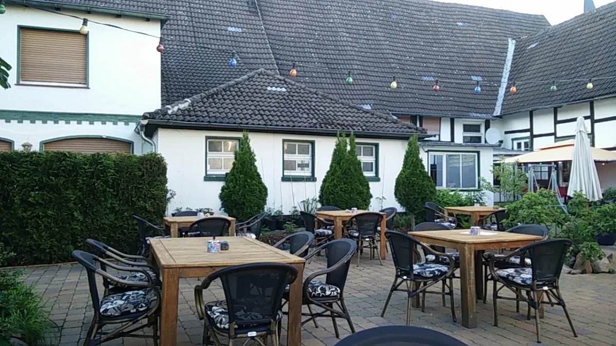 BookNoFees : Restaurant – Altes Gasthaus Voss – Lippstadt – Ancienne auberge Voss, photo n° 1