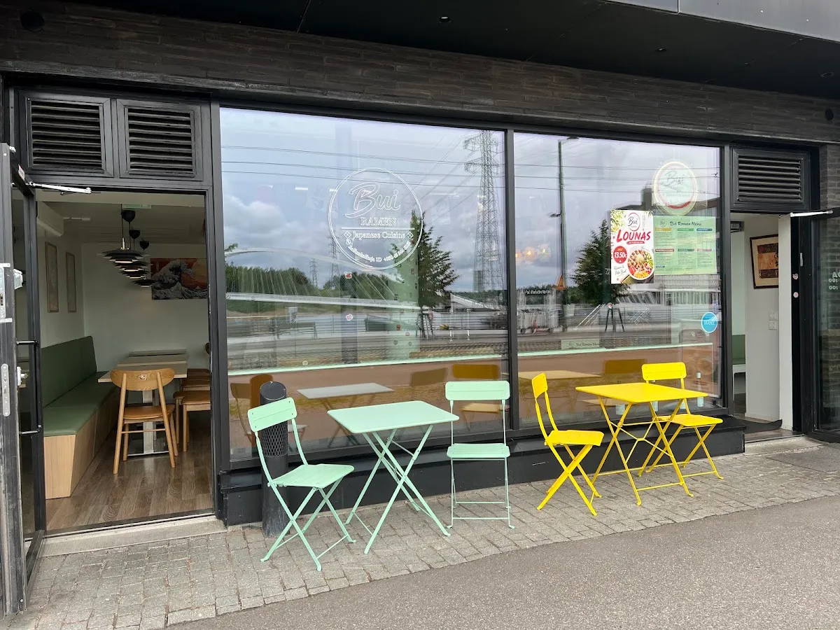 BookNoFees : Restaurant – Bui Ramen – Helsinki – Fenêtres anti-pluie, photo n° 1