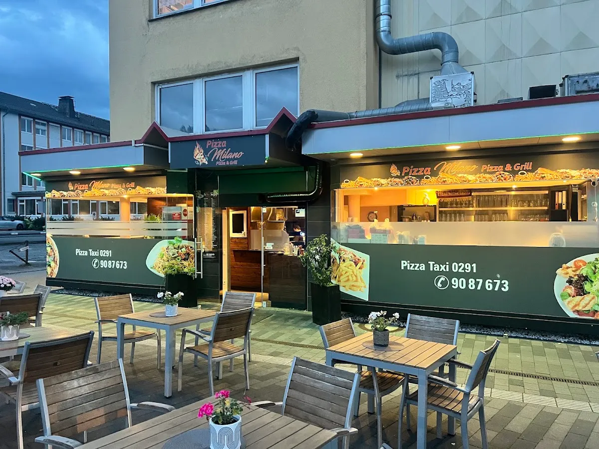 BookNoFees : Restaurant – Pizza Milano – Meschede – Pizza Milan, photo n° 1