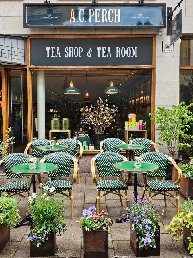 BookNoFees : Café – A.C. Perch's Thehandel – Stockholm – Le magasin de thé d'A.C. Perch, photo n° 1