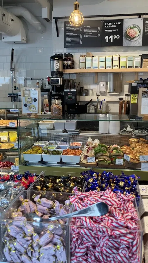 BookNoFees : Café – Fazer Cafe Töölö – Helsinki – Faire du café à Töölö, photo n° 2