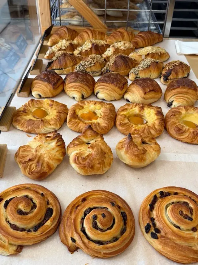 BookNoFees : Boulangerie – Pekarna "Art Bread" – Ljubljana – Boulangerie "Art Bread", photo n° 2