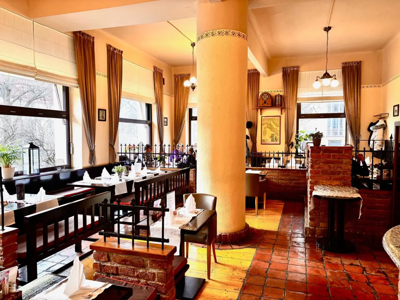 BookNoFees : Restaurant – Pizza Veranda – Prague – Pizza Veranda, photo n° 1