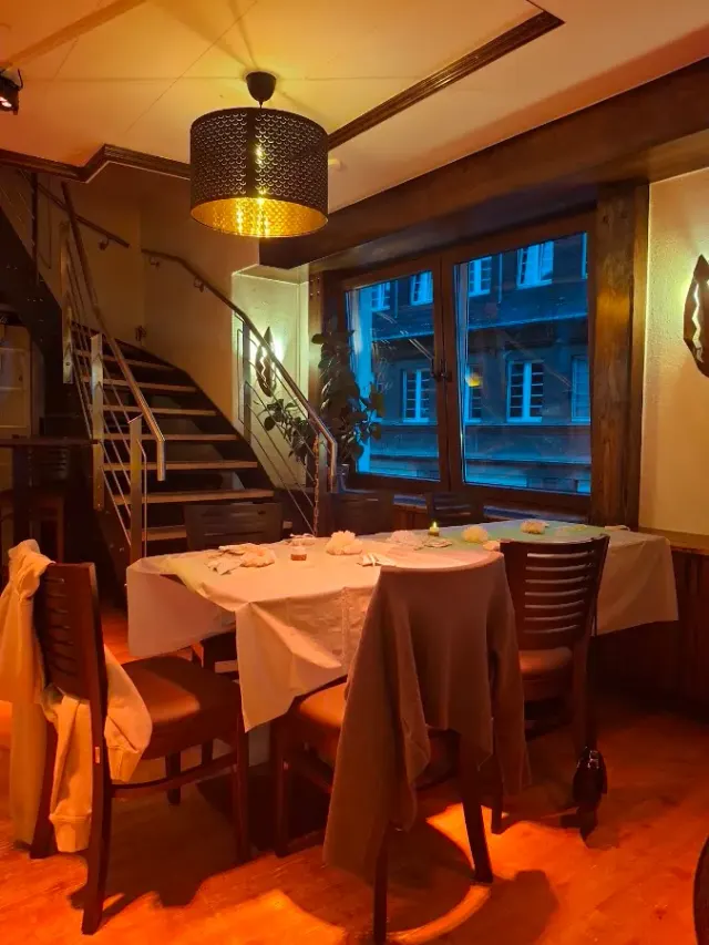 BookNoFees: Blue Jay Restaurant, Herdecke