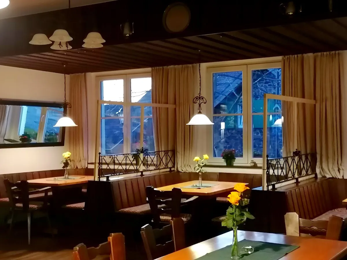 BookNoFees : Restaurant – Zur guten Quelle – Ennepetal – Vers la bonne source, photo n° 1