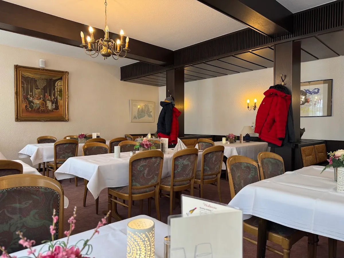 BookNoFees : Restaurant – Zum Adler Gaststätte – Herscheid – Au restaurant « Zum Adler », photo n° 1