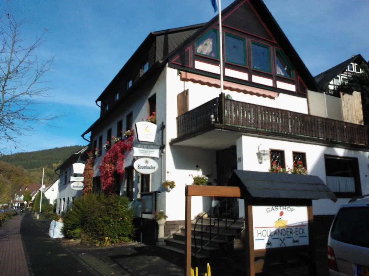 BookNoFees : Restaurant – Gasthof Holländer Eck – Lennestadt – Auberge Holländer Eck, photo n° 1