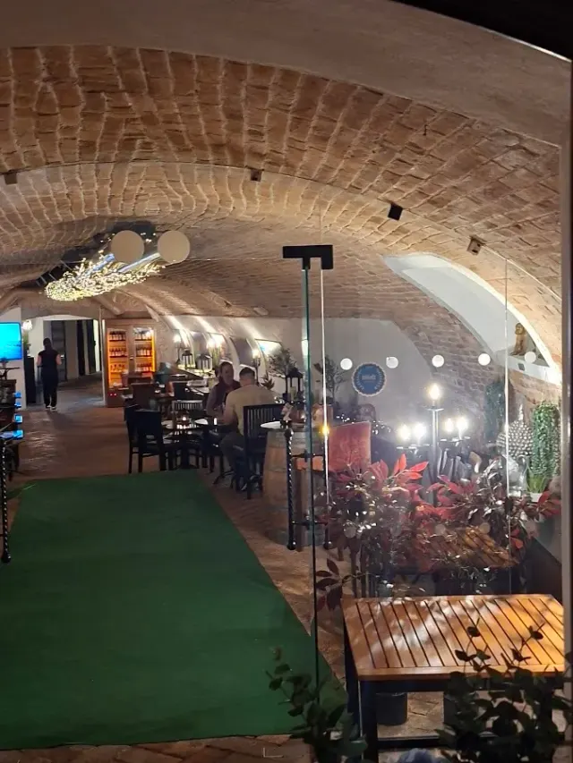 BookNoFees : Restaurant – Bharat & Bakchus – Bratislava – L'Inde et Bacchus, photo n° 2