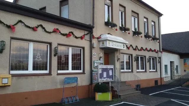 BookNoFees : Restaurant – Baumeister Restaurant-Pension – Kamen – Restaurant-pension Baumeister, photo n° 2