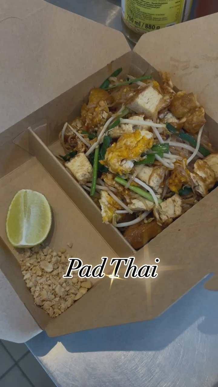 BookNoFees : Snack – Muang Thai Imbiss – Vienna – Snack Muang Thai, photo n° 1