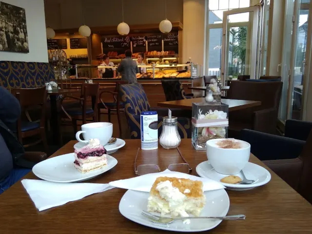 BookNoFees : Restaurant – Genuss-Bäckerei Tillmann – Balve – Boulangerie-pâtisserie Tillmann, photo n° 2