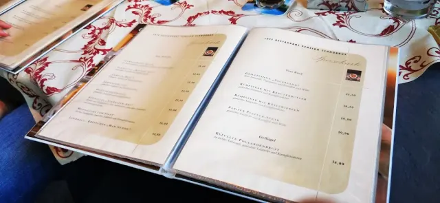 BookNoFees : Restaurant – Erhard Schnorbus Café Pension – Hallenberg – Café-pension Erhard Schnorbus, photo n° 2