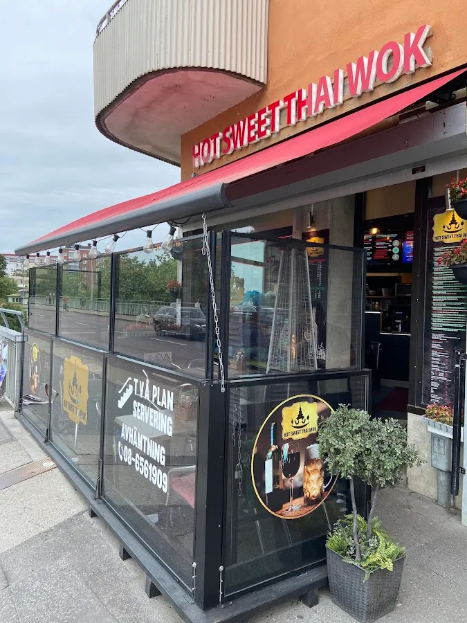 BookNoFees : Snack – Hot SweetThai Wok – Stockholm – Wok SweetThai épicé, photo n° 1