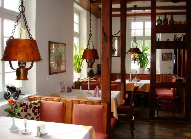 BookNoFees : Restaurant – Hotel-Restaurant Alte Poststation – Wickede – Hôtel-restaurant Alte Poststation, photo n° 2