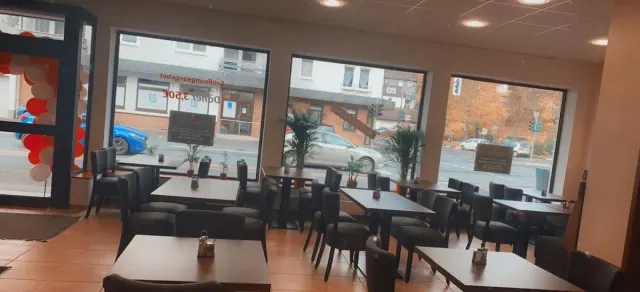 BookNoFees : Restaurant – Flecker Kebabhaus – Freudenberg – Flecker Kebabhaus, photo n° 3